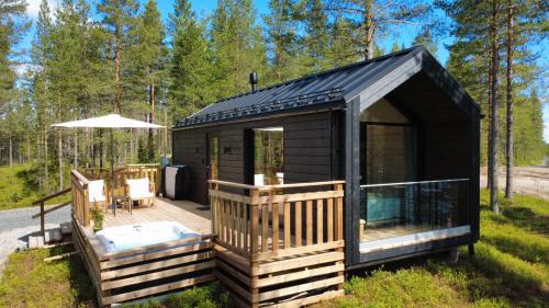 Kehys-Kainuu Villa | Hossaville Luxe West Lake Cabin