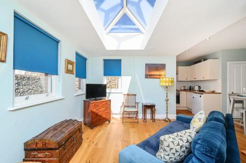 Rottingdean House | Host & Stay - Blue Bolthole on Vicarage Lane