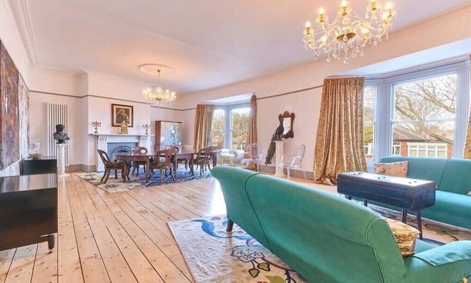Tynemouth House | Host & Stay | Peacock House