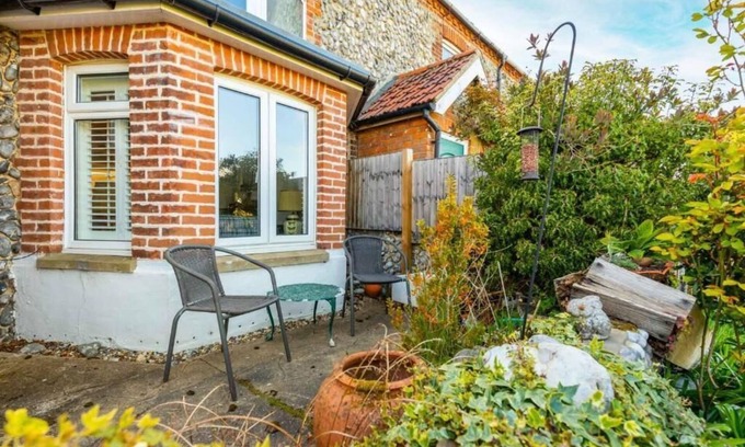 West Runton Cottage | Host & Stay | St Joseph's Cottage
