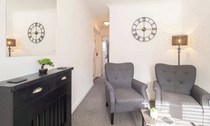 Canterbury House | Host & Stay | St Martin's Road
