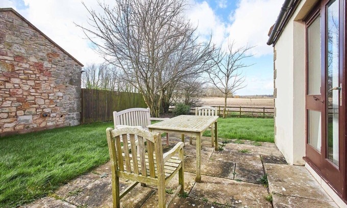 Berwick-upon-Tweed House | Host & Stay | The Coach House