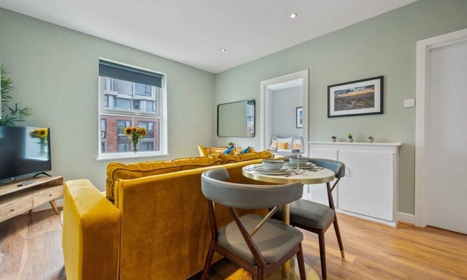 Georgian Quarter Apartment | Host & Stay | The Georgian Quarters at Bedford IV