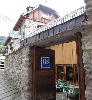 Larrede Hotel | Hostal Casa Laplaza