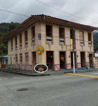 Pijao Hotel | HOSTAL CASA VICTORIA PIJAO