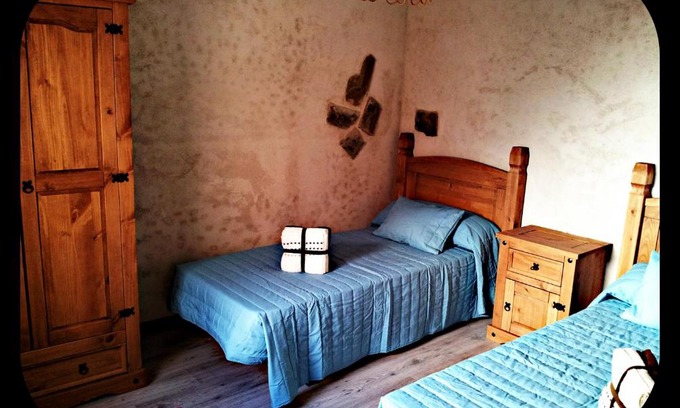 Babilafuente House | Hostal del Currante Babilafuente