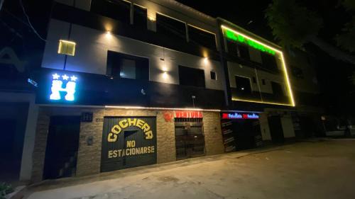 Huanuco House | Hostal El Bosque