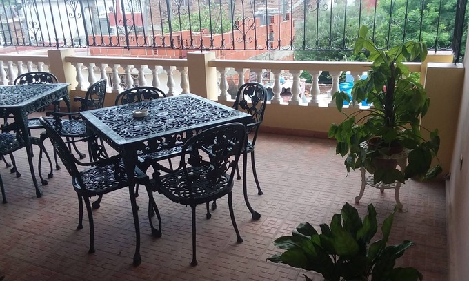 Granma House | Hostal En Casa