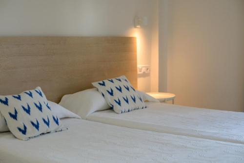 Torrenova House | Hostal Jakiton