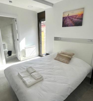 Centre Historic de Manresa House | Hostal La Masia