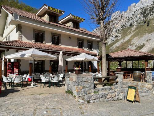 Cain Hotel | Hostal La Ruta