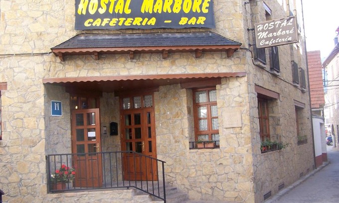 Chisagues House | Hostal Marboré
