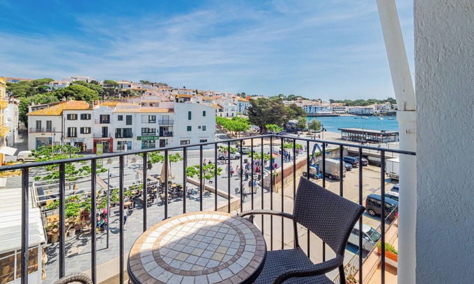 Cadaques Hostel | Hostal Marina Cadaqués