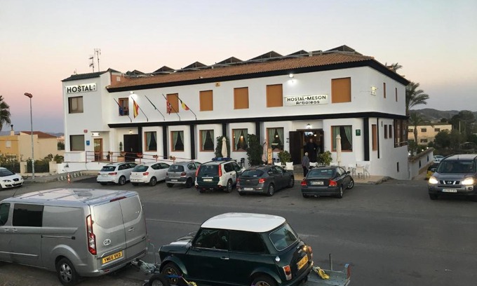 Arboleas House | Hostal Mesón Arboleas
