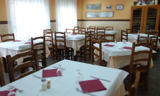 Villarreal House | Hostal Restaurante La Masía