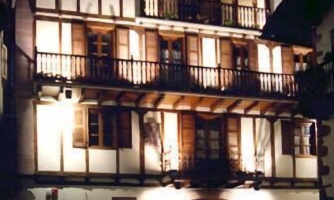 Elizondo Hostel | Hostal Trinkete Antxitonea