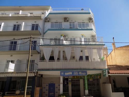 El Arenal Hotel | Hostal Villa Maruja