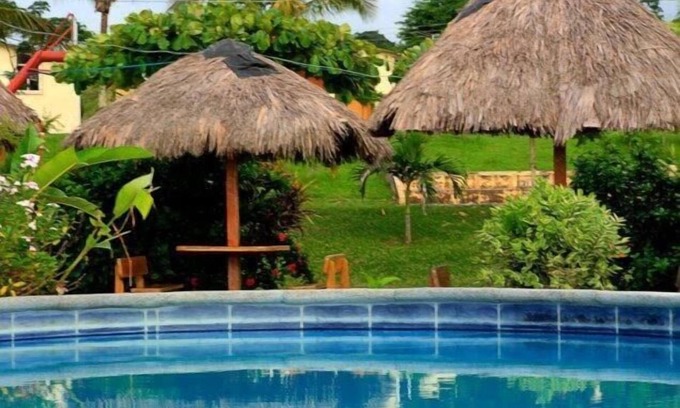 Tachina Hostel | Hostería Pacific Stone