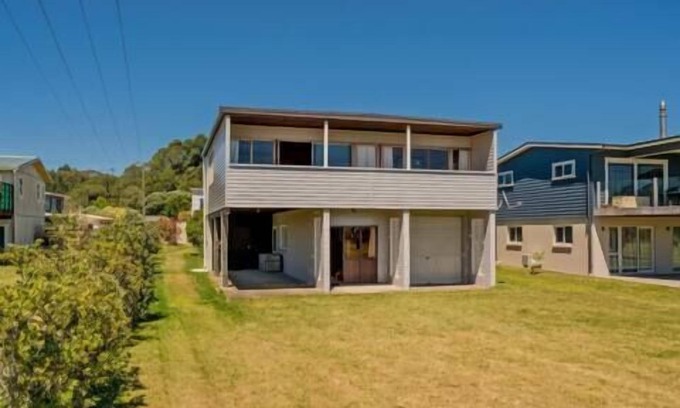Cooks Beach House | Hosts on the Coast Marine Parade Magi