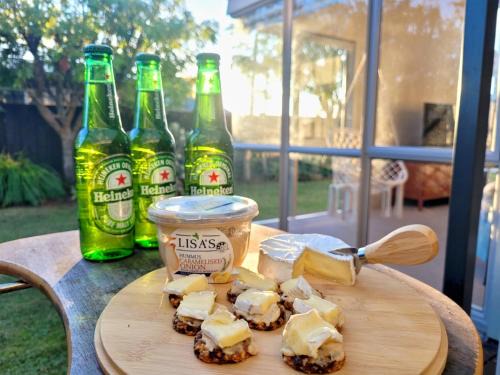 Whitianga House | Hosts on the Coast Sunny Serenity on Heritage