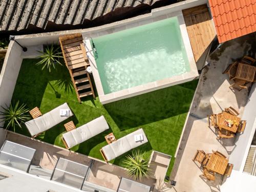 Sao Mamede de Infesta Apartment | HostWise - Modern Flat with a Suite