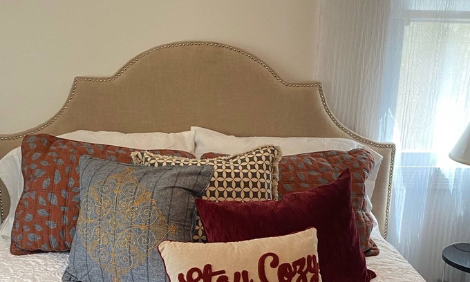 Mount Vernon House | Hot Summer Savings! Alexandria-Mt Vernon-Ft Belvoir-Old Town-DC Getaway