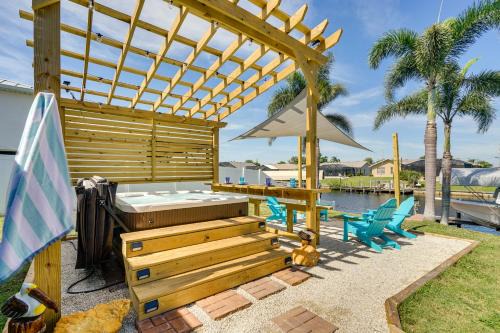 Cape Coral House | Hot Tub and Pool Cape Coral Oasis!