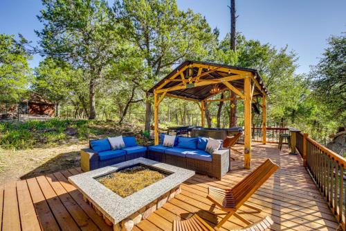 Pine House | Hot Tub, Game Room Dog-Friendly Pine Cabin!