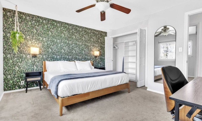 Lakeview House | Hot Tub | Pickleball | Arcade | Sleeps 15| By BYU