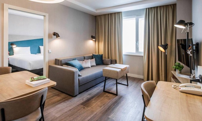 Solomjanskyj Hotel | Hotel ∙ 6 guests