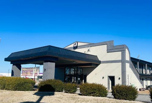 Paducah Hotel | Hotel 7 Inn Paducah