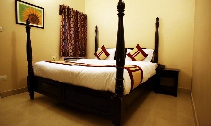 Air Force Area Hotel | Hotel Ajit Mansion