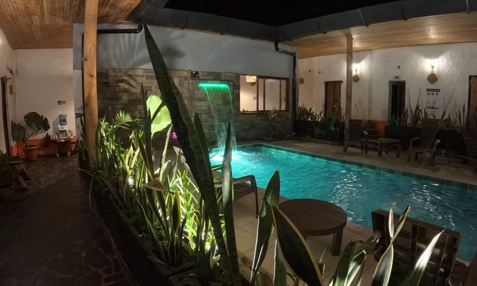 Utica Hotel | Hotel Alcazar Real
