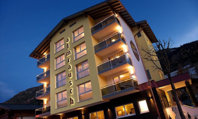 Hinterglemm Hotel | Hotel Almrausch