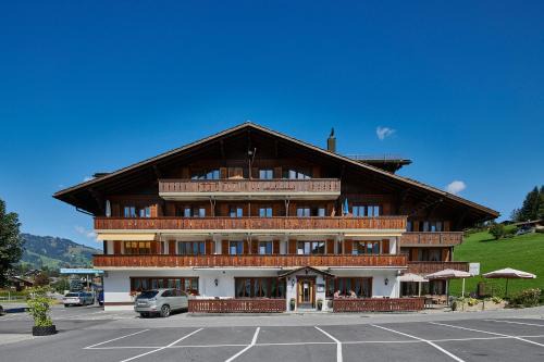 Zweisimmen Nr Gstaad Hotel | Hotel Alphorn