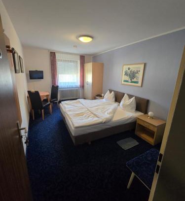 Neckarau Hotel | Hotel Alt Nürnberg