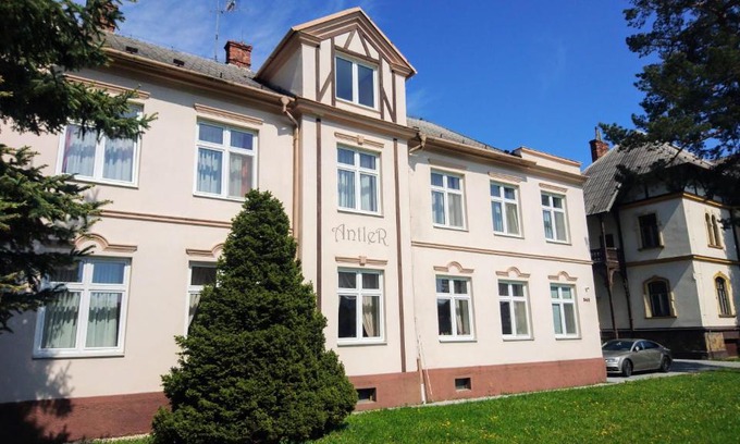 Studenka Hotel | Hotel Antler