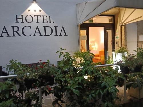 Macerata Hotel | Hotel Arcadia