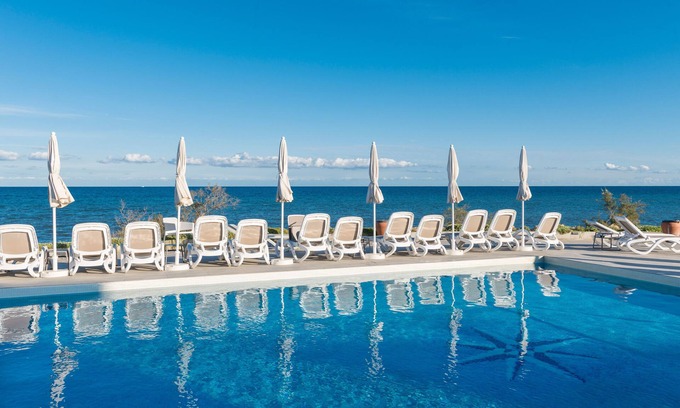Cala Bona Hotel | Hotel Atolon & Kaafu Beach Club