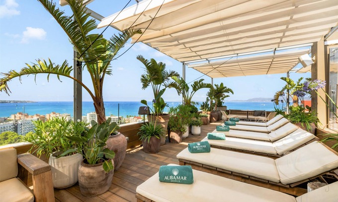 Les Meravelles Hotel | Hotel Aubamar Bali - New Opening 2025