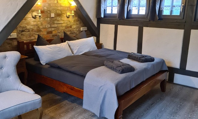 Domviertel Hotel | Hotel b&b altes hinterhäusel