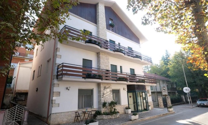 Caramanico Terme Bed & Breakfast | Hotel B&B Pescofalcone