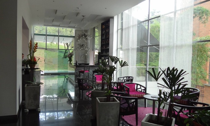 El Castillo Hotel | Hotel BH El Poblado