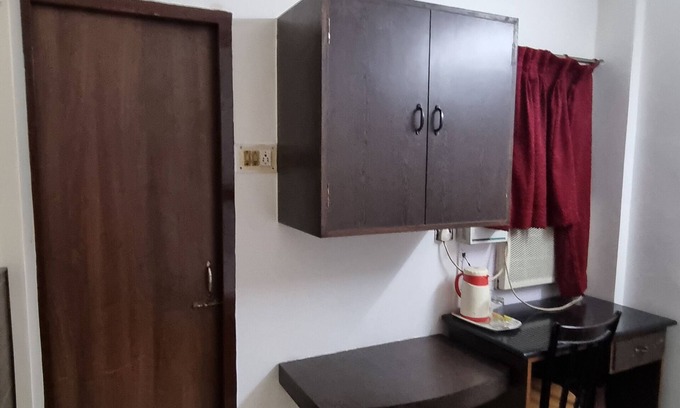 Periamet Cabin | Hotel Bharath