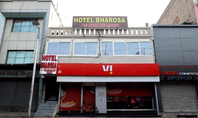 Ahmedabad Hotel | HOTEL BHAROSA BAPUNAGAR
