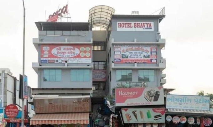 Maninagar Hotel | HOTEL BHAVYA