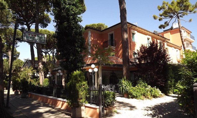 Milano Marittima Hotel | Hotel Boccaccio-free parking-