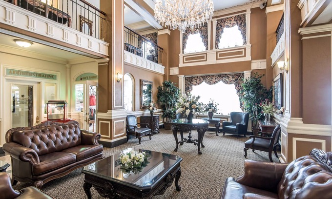 Sedalia Hotel | Hotel Bothwell Sedalia Central District, an Ascend Collection Hotel