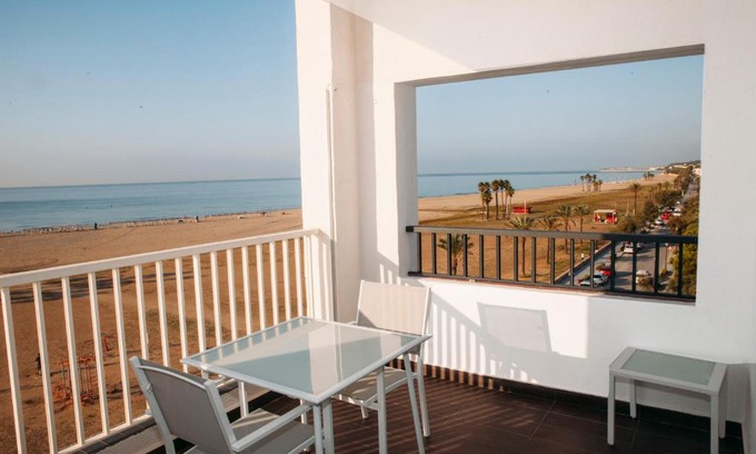Comarruga Hotel | Hotel Brisamar Suites