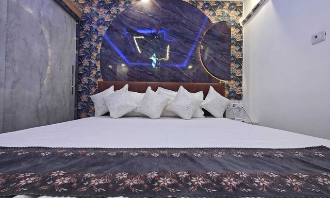Indira Nagar Hotel | Hotel Budget Inn